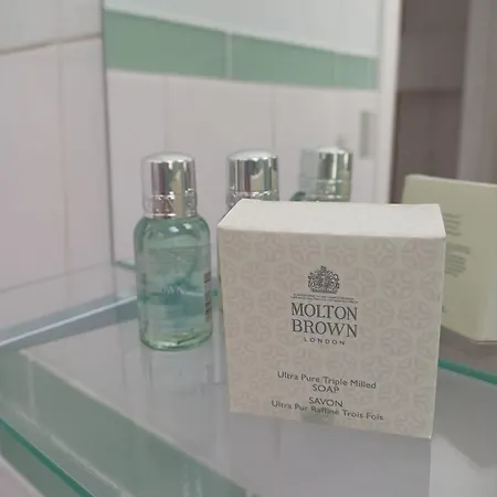 Orchard - A Countryside Stone In A Peaceful Location * Cloughton